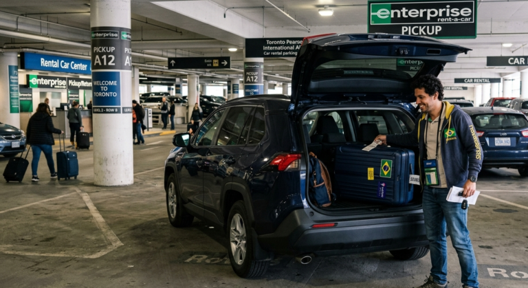 Como alugar carro nos aeroportos do Canadá: retirada de carro alugado